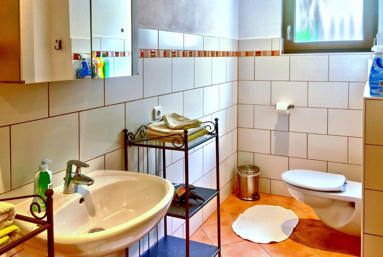 Ferienwohnung Maeder Schaafheim エクステリア 写真